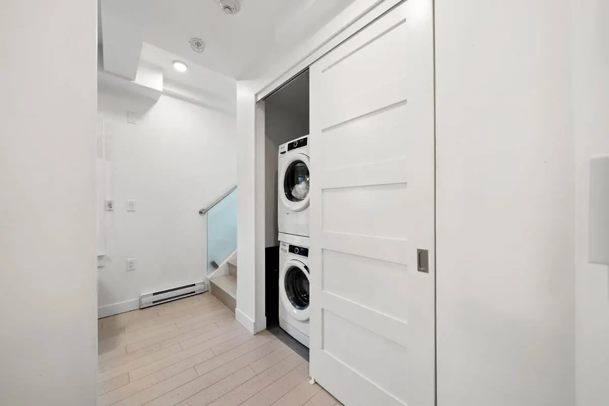 Cozy Condo In Trendy West End Dt With Free Parking 溫哥華