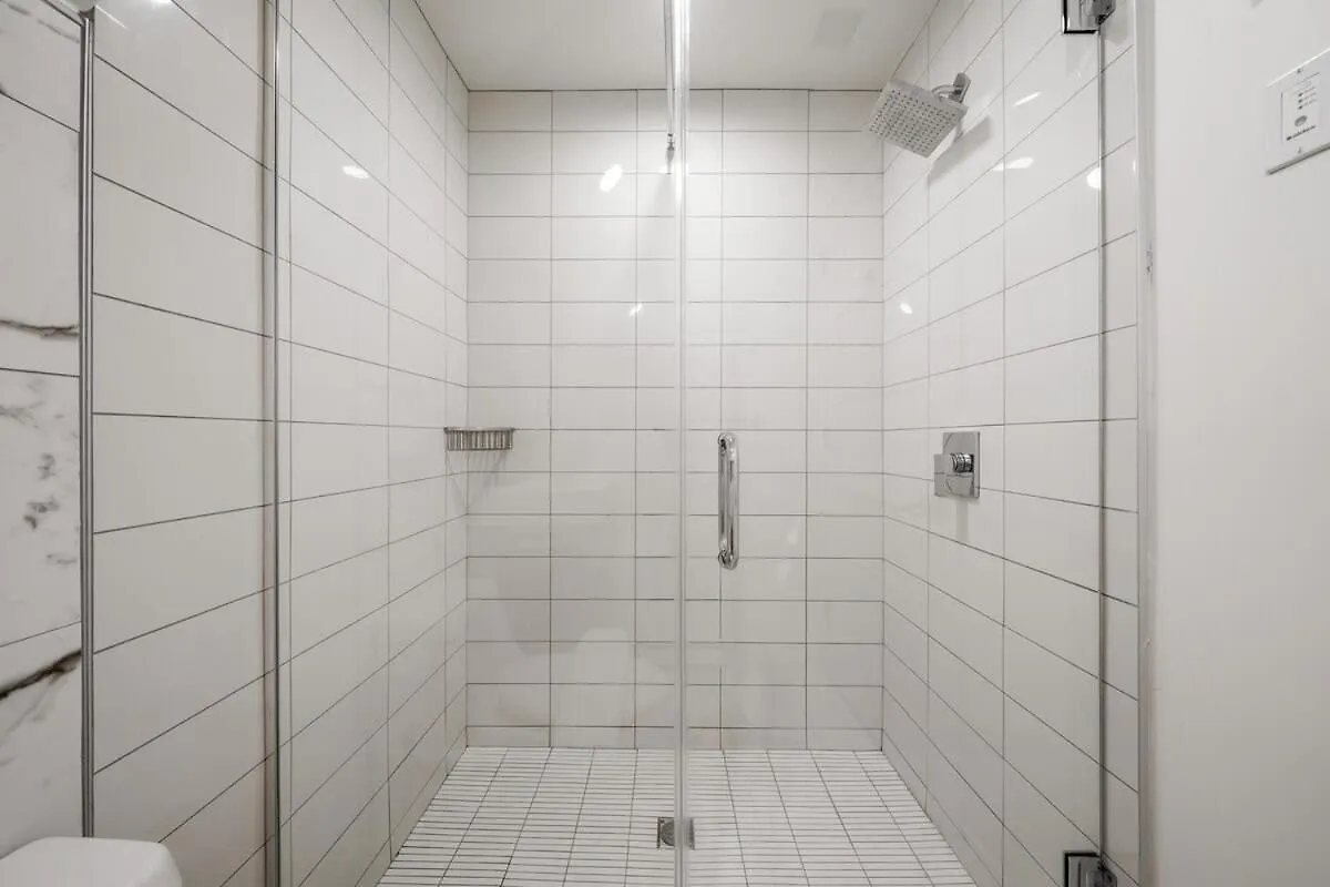Cozy Condo In Trendy West End Dt With Free Parking 溫哥華